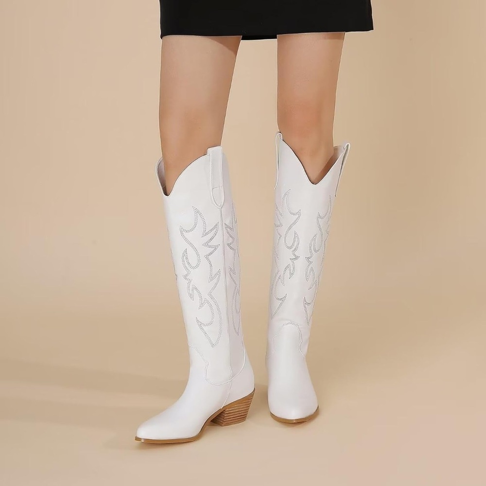 Western embroidered Cowboy Boots - Picture 2 of 15